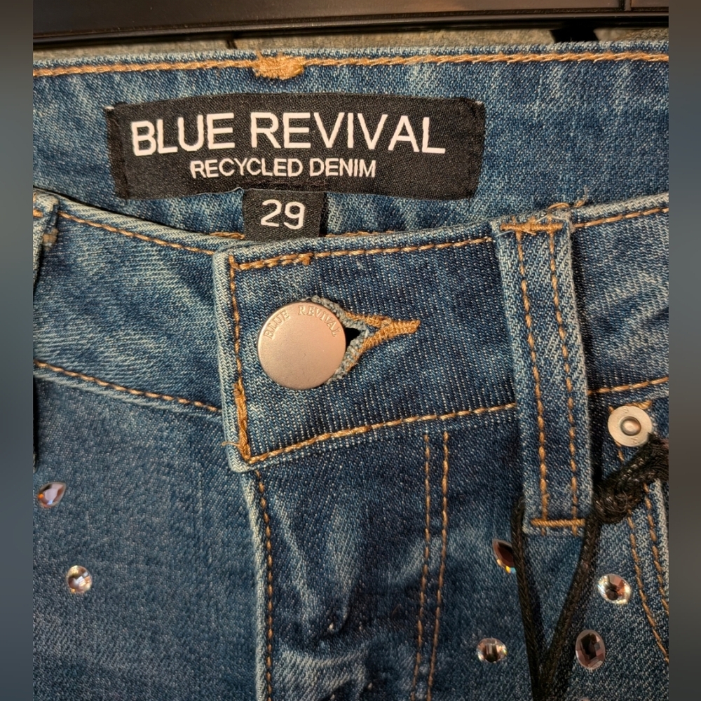 Blue Revival NWT Recycled Denim jeans Size 29 Rhinestone Straight Ankle - Picture 5 of 9
